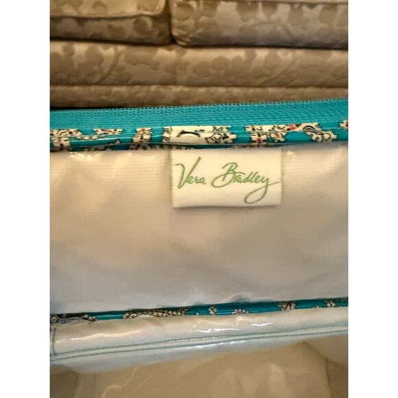 Vera Bradley Vinyl Cooler Insulated Lunch Bag - Picture 5 of 10